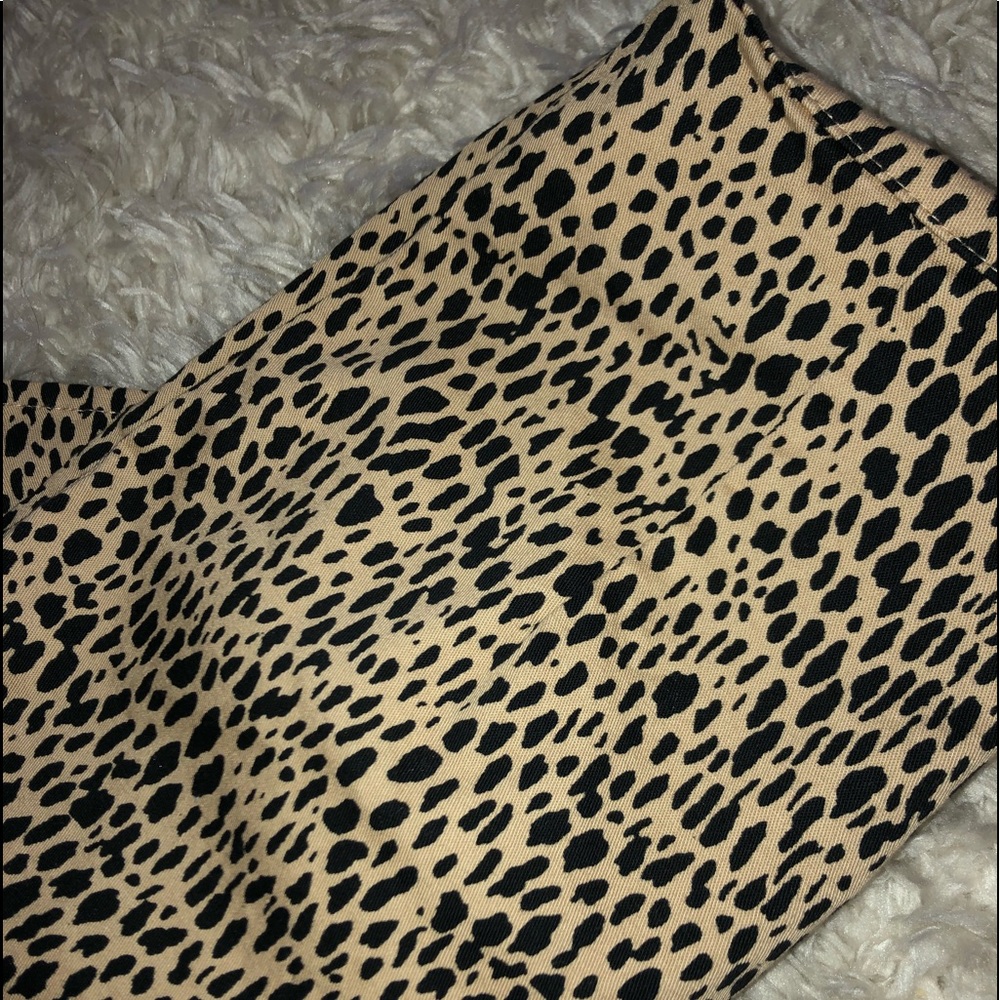 brandy melville leopard pencil skirt